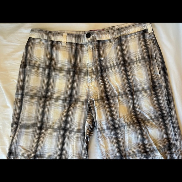 Perry Ellis Other - Perry Ellis mens short